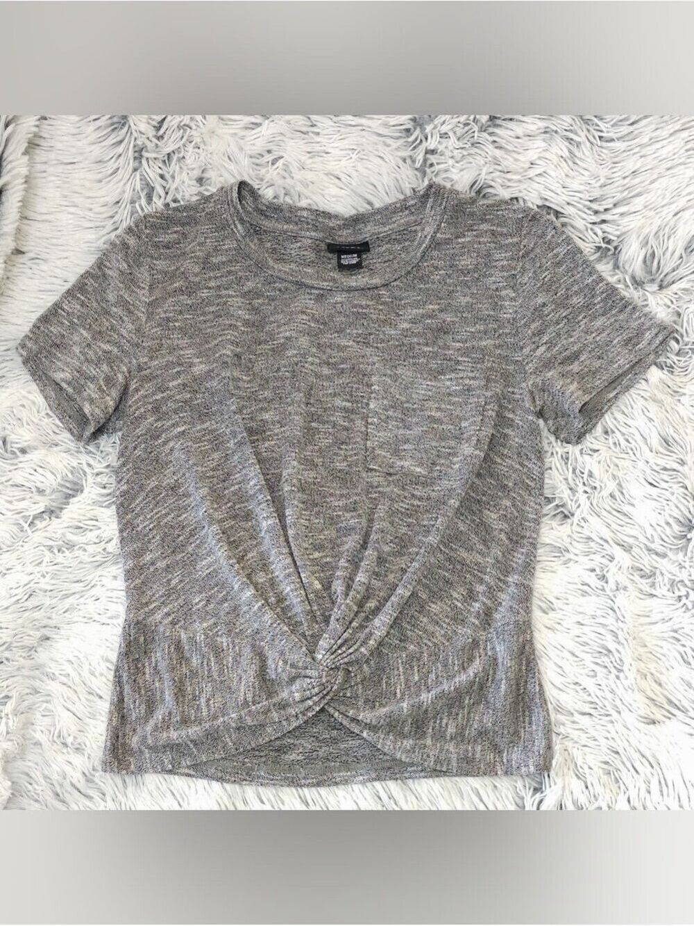 Rue21 Marled Gray Twist-Front Short Sleeve Tee